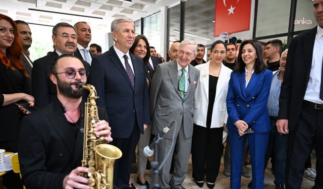 ABB ile Mustafa Rahmi Koç İş Birliğiyle Hazırlanan "Beygir Gücü" Sergisi Açıldı