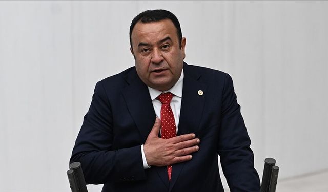Adnan Beker, CHP'den İstifa Ettiğini Duyurdu!