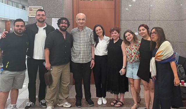 Kanuni Şakası Nedeniyle Yargılanan Komedyen Tuba Ulu'ya 5 Ay Hapis