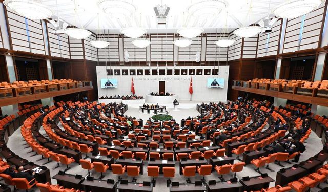TBMM’de Yoğun Hafta: 12. Yargı Paketi, Emekli Aylığı ve Üniversite Affı Gündemde