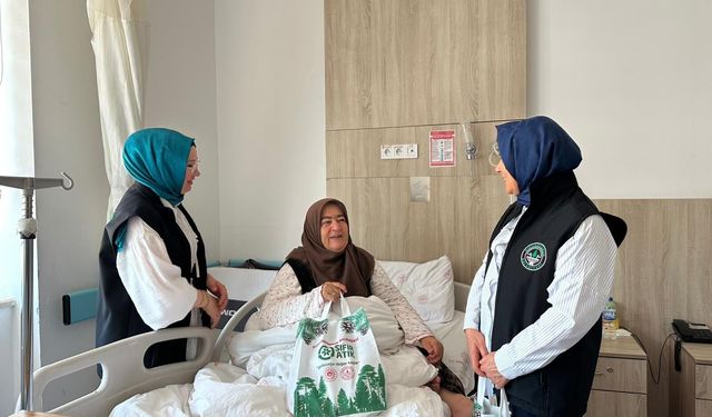 Kızılcahamam Belediyesi’nden Hastalara Moral Ziyareti