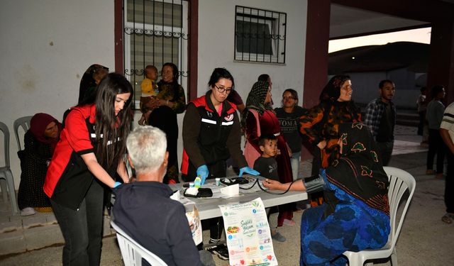 Ankara Büyükşehir Belediyesi, Polatlı'daki Mevsimlik Tarım İşçileri İle Buluştu
