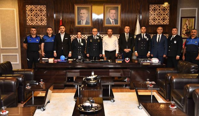 Pursaklar Zabıtası'ndan Başkan Çetin'e Ziyaret