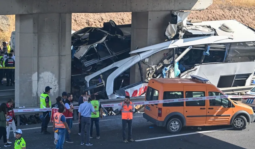 Polatlı'daki Trafik Faciasında Ölü Sayısı 11'e Çıktı