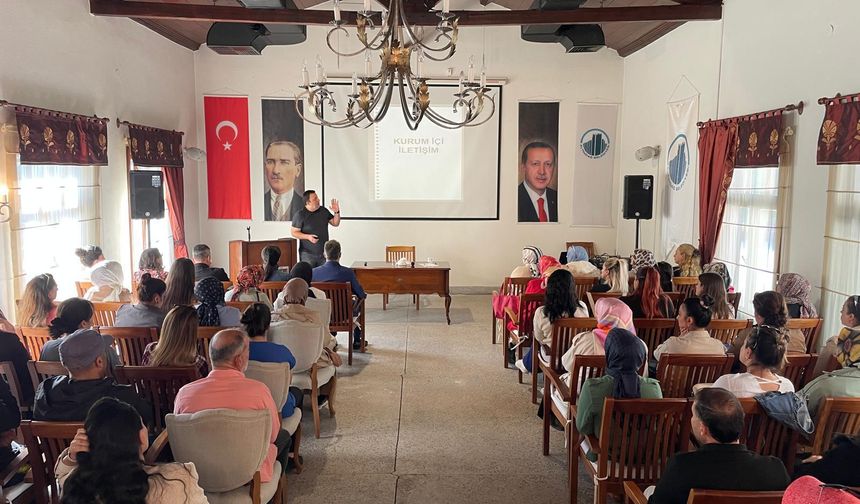 Altındağ'da Belediye Personeline Hizmet İçi Eğitim Verildi