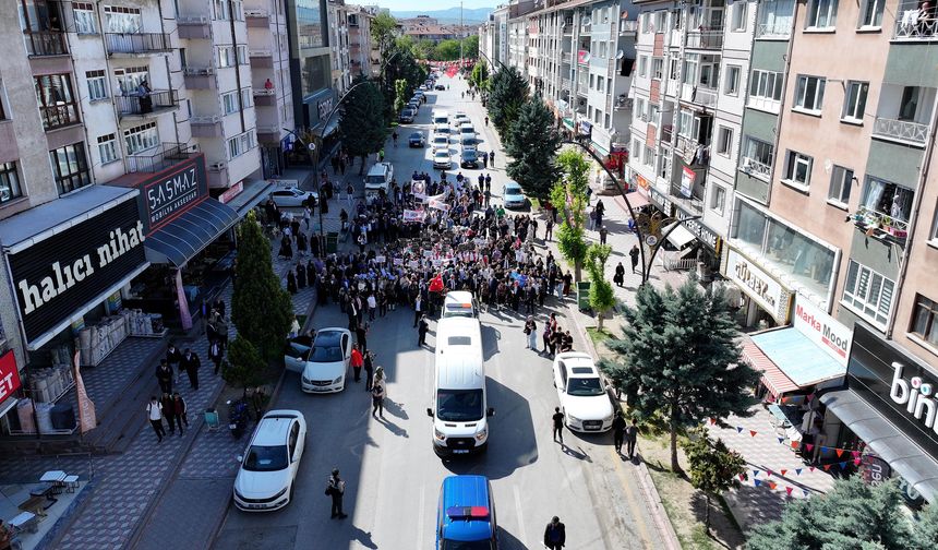 Sincan'da Büyük Aile Yürüyüşü Düzenlendi