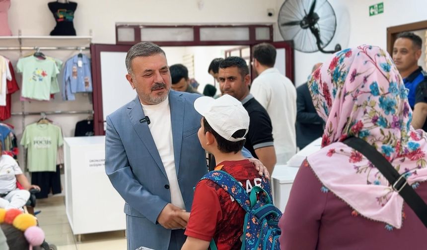 Sincan'da Çocuklara Bayramlık