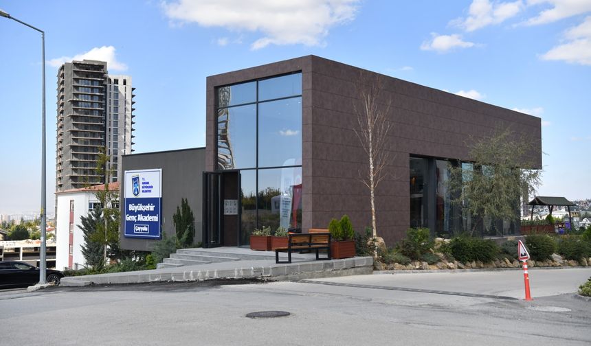 Genç Akademi Çayyolu, Başkentli Öğrencilere Hizmet Vermeye Devam Ediyor