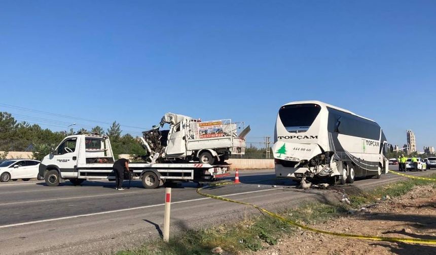 Ankara'da Peş Peşe Kazalar: Ölü ve Yaralılar Var