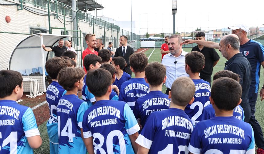 Sincan'da Futbol Yaz Okulu Başladı
