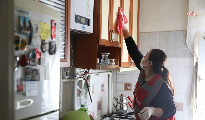 Çankaya Belediyesi’nin Evde Bakım Hizmetleri Sürüyor
