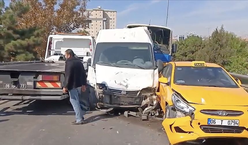 Ankara Altındağ'da Zincirleme Kaza: 6 Yaralı
