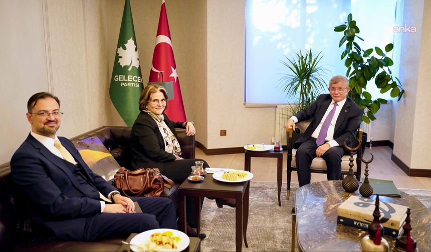 Brezilya'nın Ankara Büyükelçisi Neves'ten Davutoğlu'na Ziyaret