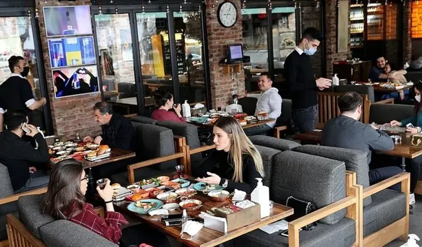 Restoran ve Kafelerde Gizli Fiyat Dönemi Bitti: Artık Herkes Fiyatları Önceden Görecek!