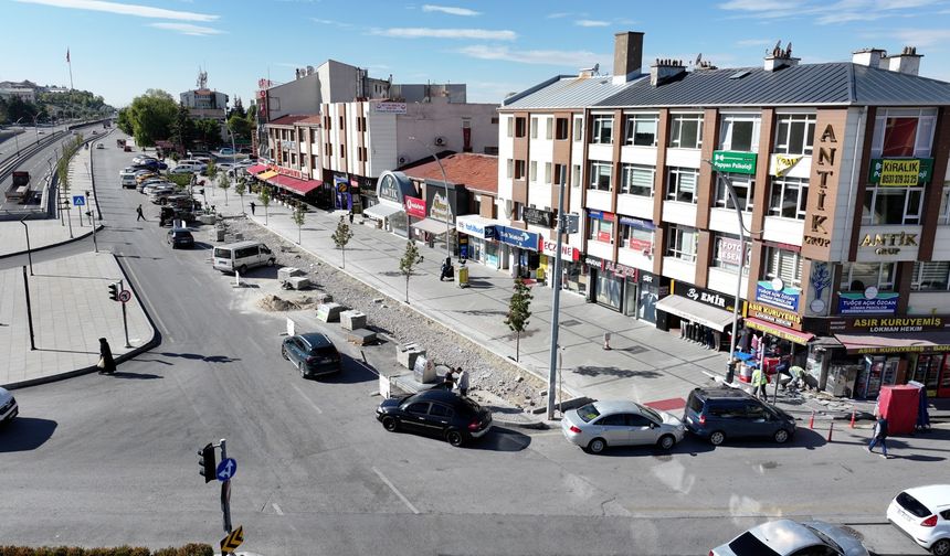 Gölbaşı Belediyesi, Ankara Caddesi'nde Trafik ve Park Sorununu Çözüyor