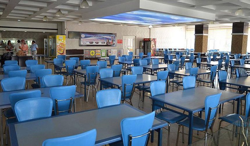 KYK yurtlarında 'Yemek Yardımı' Yeniden Düzenlendi: Miktar Aşarsa Öğrenciden Kesilecek