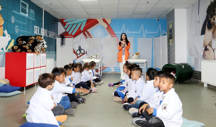 Çocuklar, Kardeş Okul Projesi ile Yenimahalle’de Buluştu