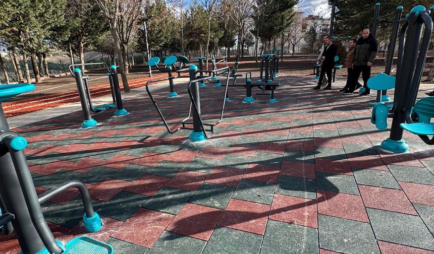 Pursaklar Turgut Özal Parkı Yenilendi