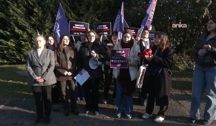 Kadınlardan Meclis önünde Eylem