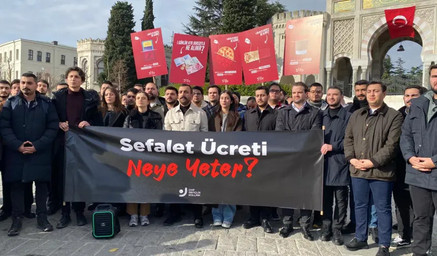 CHP Gençlik Kolları’ndan KYK Bursu Eylemi: 'Günlük 133 TL Sadakadır'