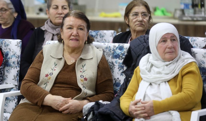 Yenimahalle İkinci Bahar Merkezlerinde Diş Sağlığı Eğitimi