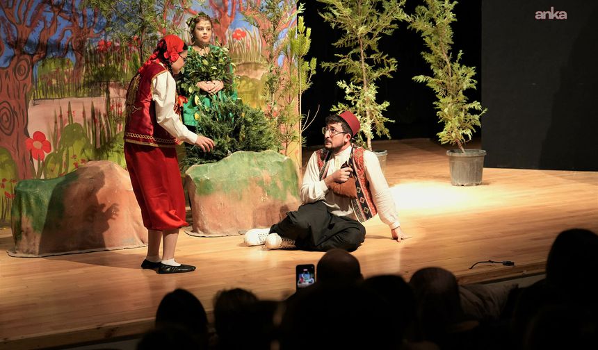 Keçiören Belediyesi'nin "İbiş ile Memiş" Çocuk Oyununa Yoğun İlgi