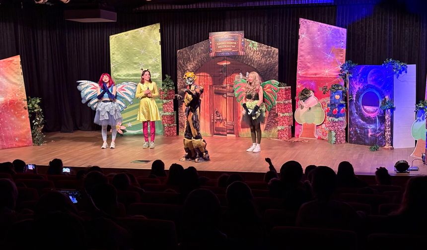 Sincan'ta Tatilde 'Tiyatro Şöleni'