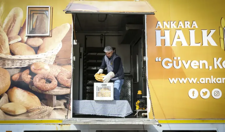 Ankara Halk Ekmek Fabrikası, Mobil Ekmek Fırını Aracılığıyla Sıcak Ramazan Pidesi Satışına Başladı