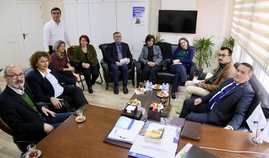 Venezuela’nın Ankara Büyükelçisi KESK’i Ziyaret Etti