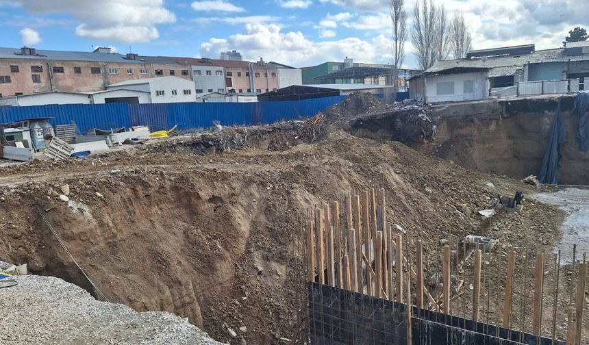 Ankara'da İnşaatta Göçük: Can Kaybı Var!