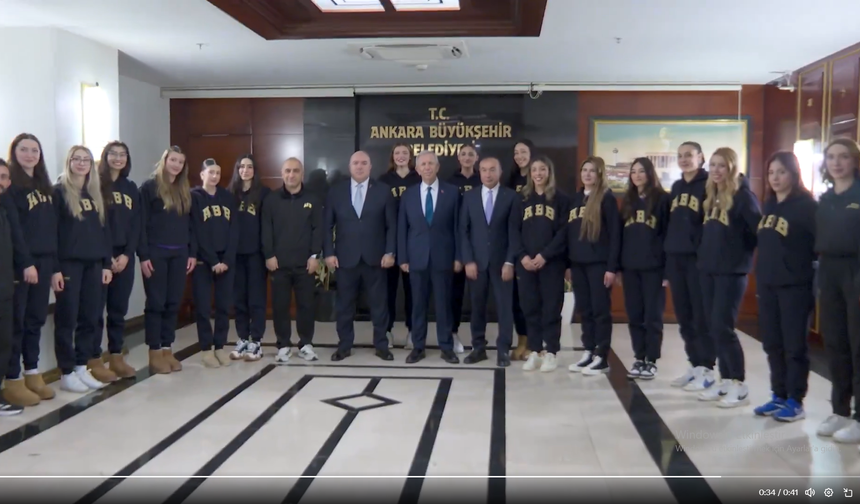 ABB Spor Kulübü Kadın Voleybol Takımı'ndan Mansur Yavaş'a Ziyaret