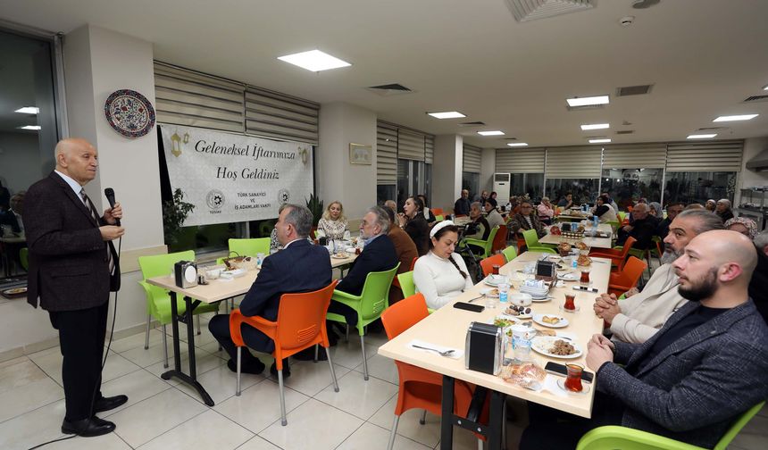 Başkan Yaşar, Konukevi Misafirleriyle İftarda Buluştu