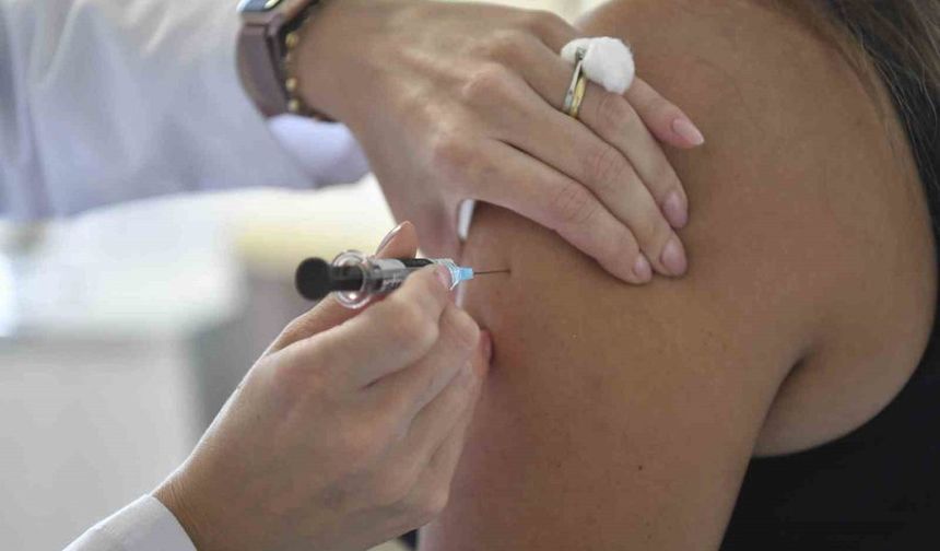 Ankara Büyükşehir Belediyesi’nin “HPV Aşı Uygulaması Projesi” Büyüyor: 5 Bin Doza Ulaşıldı