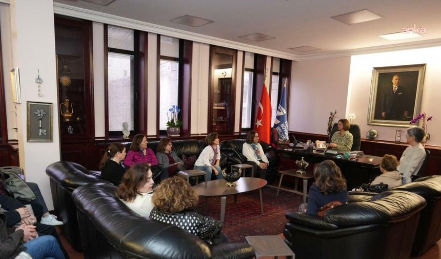 Eskişehir Büyükşehir Belediye Başkanı Ünlüce, Ankara Hukuk Mezunu Kadınları Ağırladı