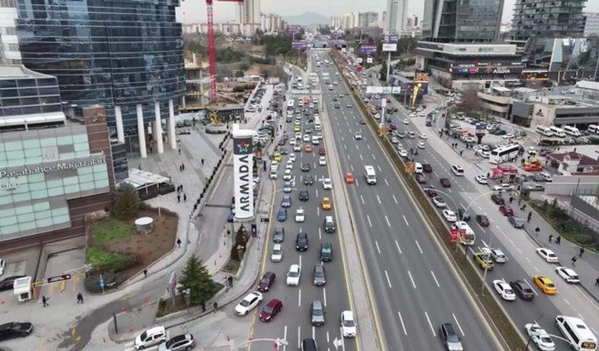 Armada AVM Çevresinde Tek Yön Uygulaması Başladı