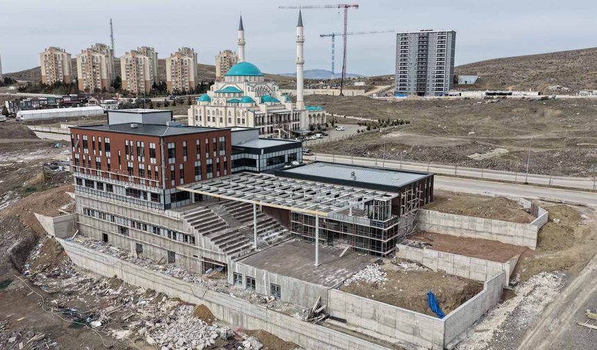 Mansur Yavaş'tan Etimesgut'a 'Sosyal Yaşam Merkezi'