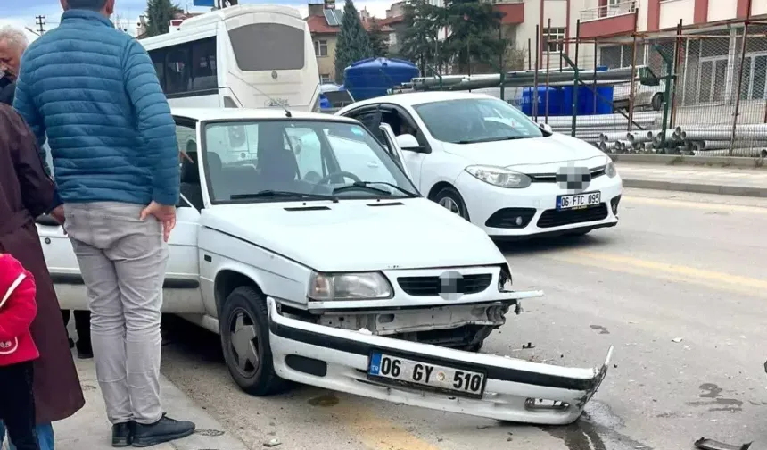 Beypazarı'nda Zincirleme Trafik Kazası: 3 Yaralı
