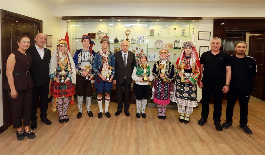 Yenimahalle TUBİL Halk Dansları Topluluğu Final Yolunda