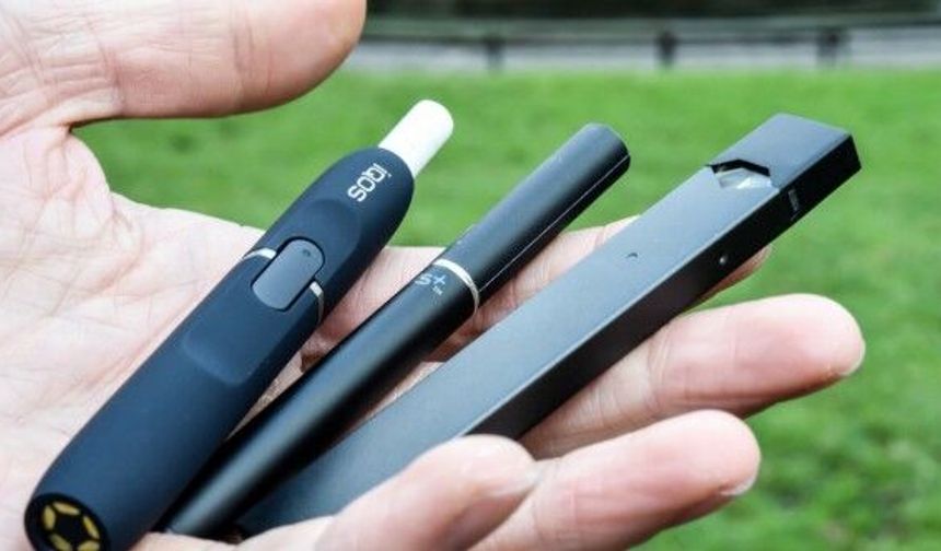 Liseliler İçin e-Sigara Uyarısı: Her 3 Öğrenciden Biri Kullanıyor