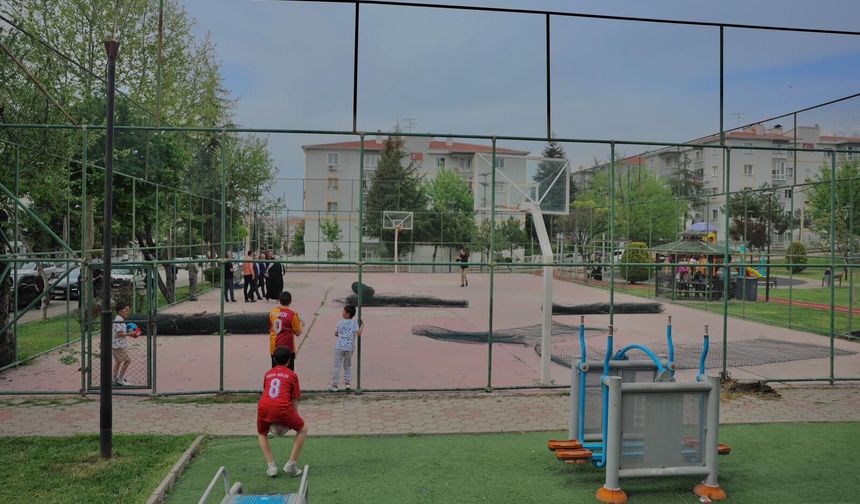 Sincan'da Parklar Yenileniyor