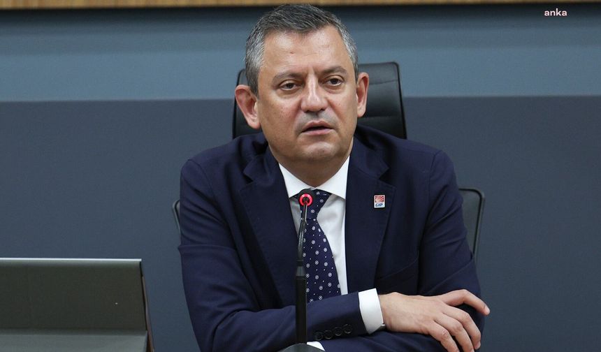Özgür Özel, Grup Toplantısı Kararını Açıkladı: "Kürsüyü Atanmış Birine Teslim Etmemiz Mümkün Değil"