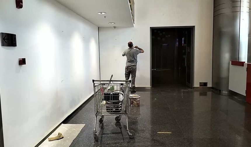 CHP Genel Merkezi'nde Yine Biber Gazı