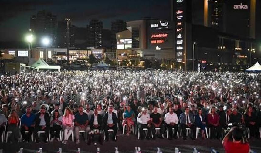 Başkentliler Ankara Büyükşehir Belediyesi'nin "Birlik Aşı: Aşure" Etkinliğinde Buluştu