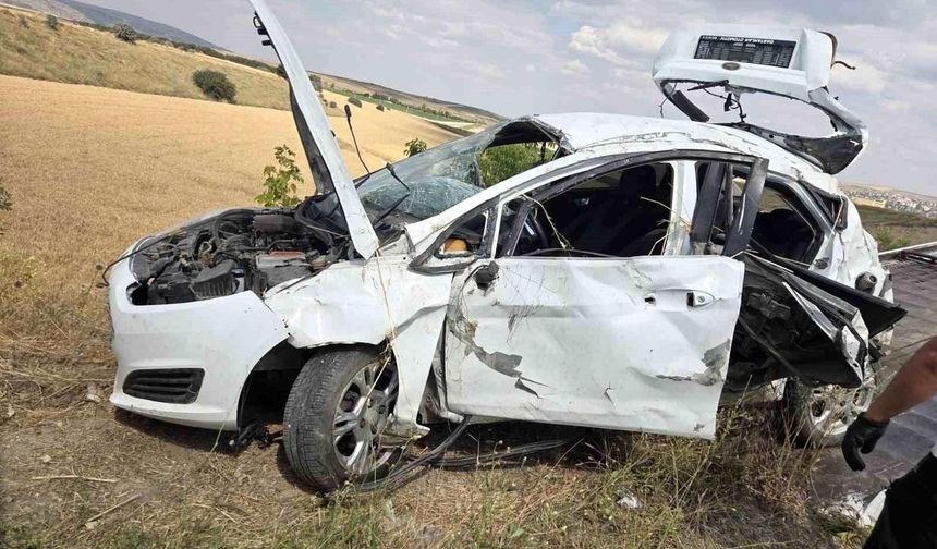 Elmadağ'da Kaza: 3 Yaralı