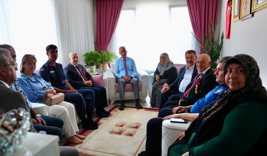 Gölbaşı Belediye Başkanı Odabaşı'ndan Şehit Ailelerine Ziyaret