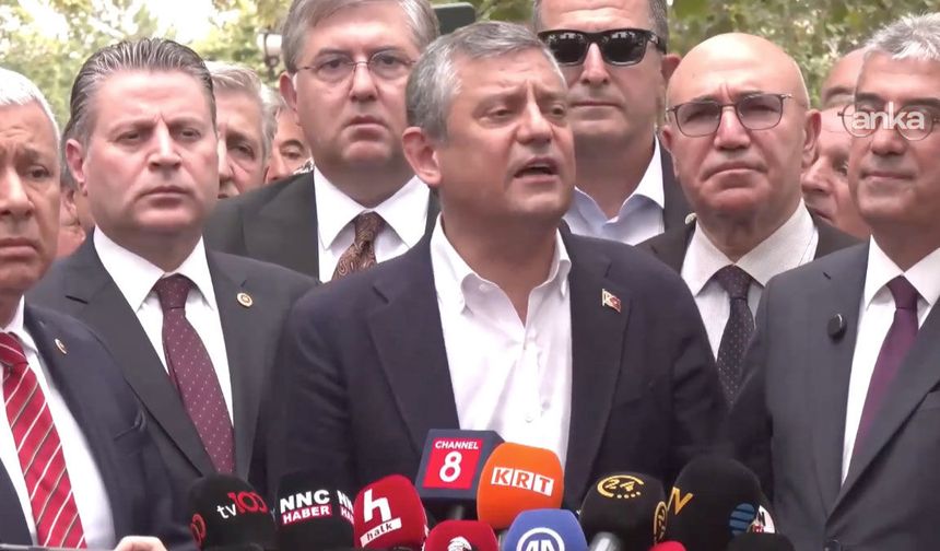 Yeni Parti İçin İlk Konuşmayı Hacı Bayram Veli Camii'nde Yaptı: Yolumuz İktidar Yoludur