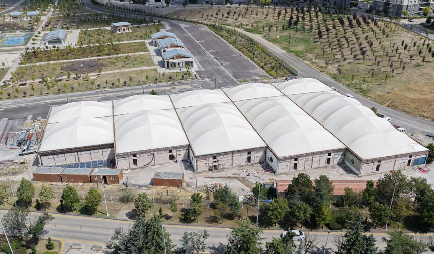Ankara Büyükşehir Belediyesi'nden Göksu'ya 106 Dükkandan Oluşan Modern Satış Alanı