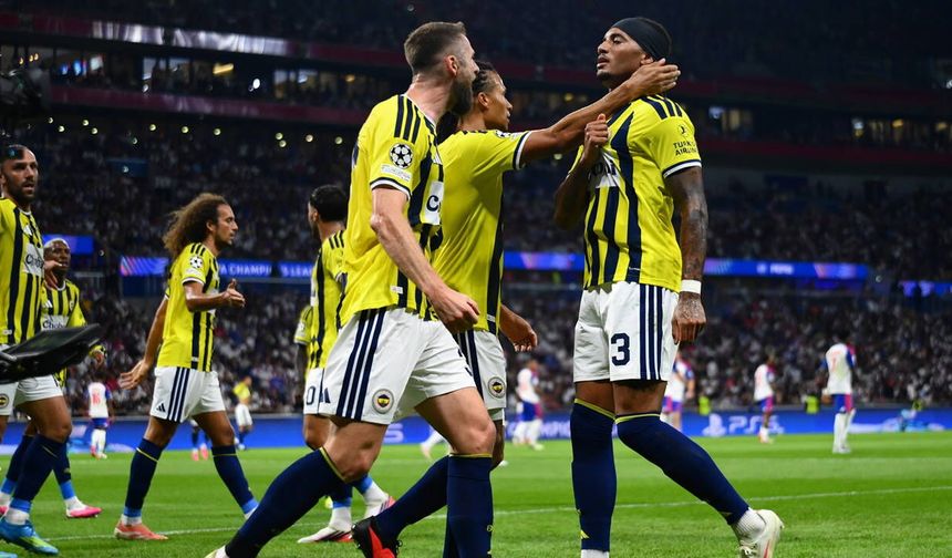 Fenerbahçe 18 Yıl Sonra UEFA Şampiyonlar Ligi'nde!