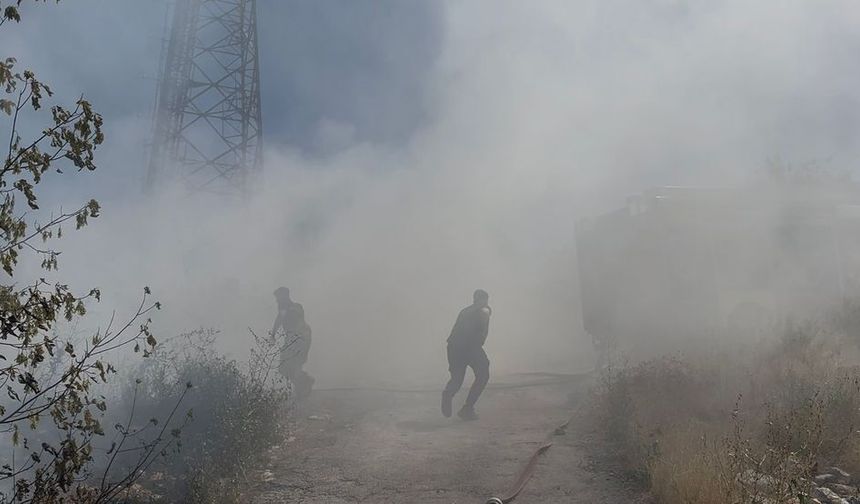 Çankaya'da Ot Yangını İtfaiyenin 2 Saatlik Müdahalesiyle Söndürüldü