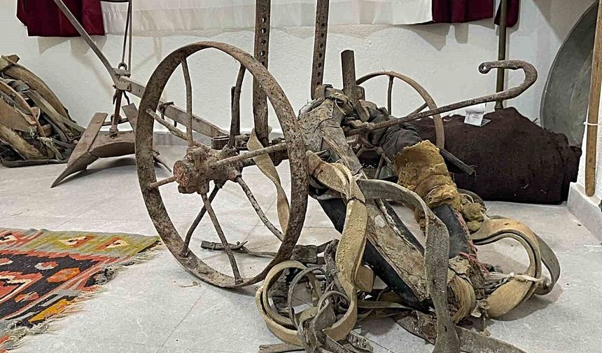 Çubuk'ta Köylülerin Bağışladığı 700 Eserlik Kuruçay Köy Müzesi Geçmişe Işık Tutuyor